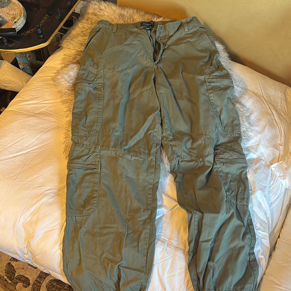 Aeropostale Men's Green Cargo Pants